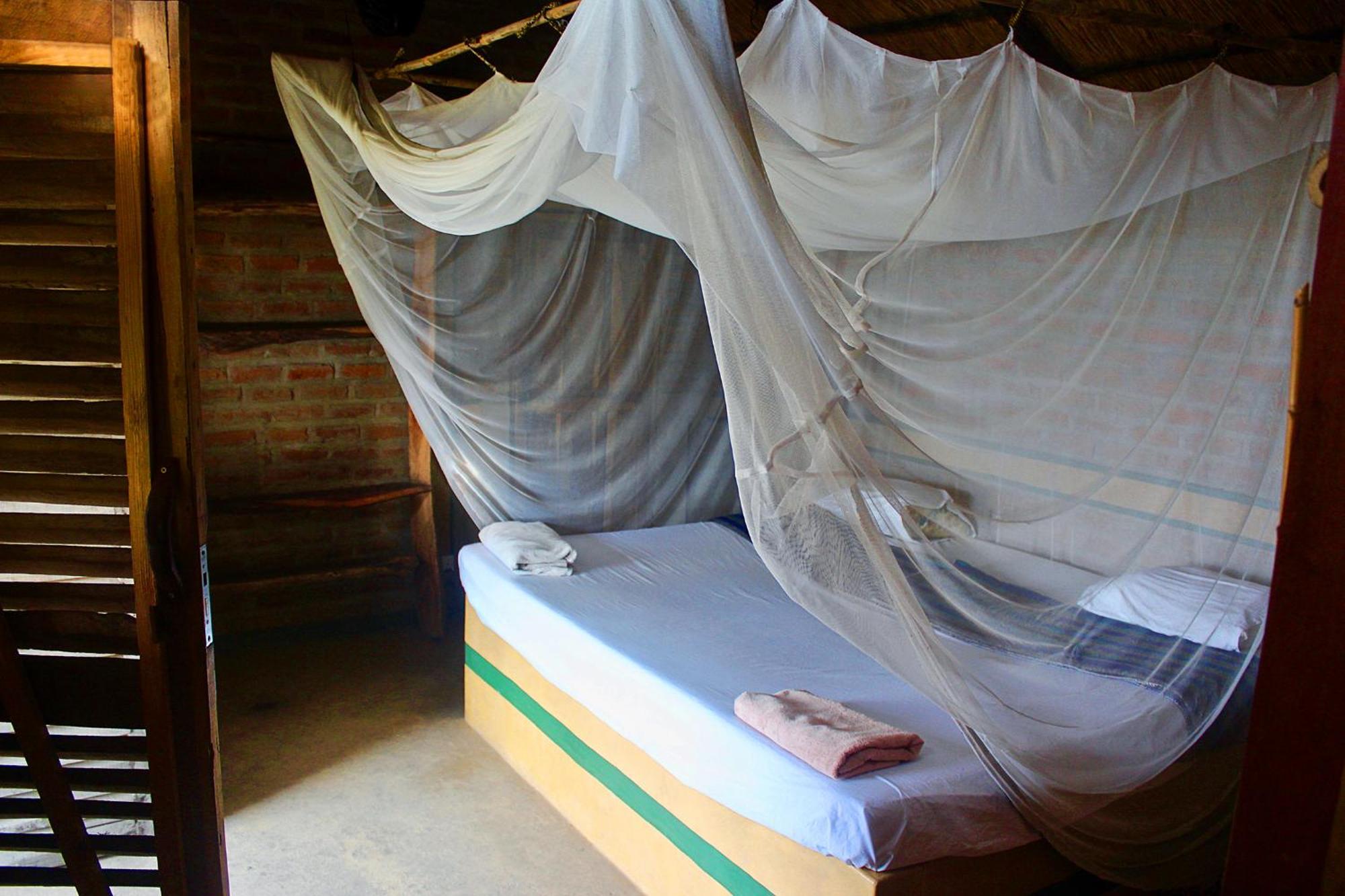Mgoza Lodge Cape Maclear Room photo