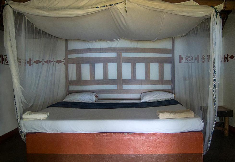 Mgoza Lodge Cape Maclear Room photo